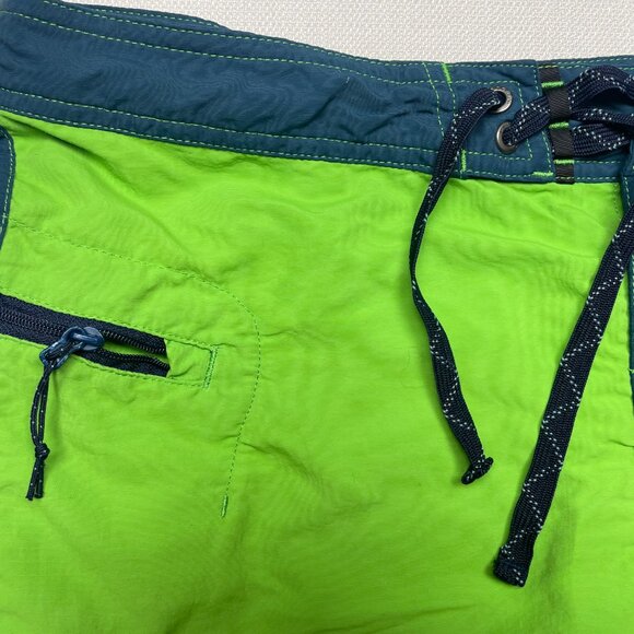Patagonia Green and Blue Men Swim Board Shorts - Picture 8 of 8